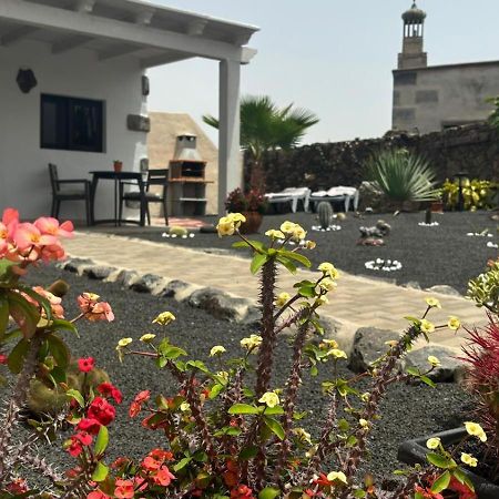 Vila Mardelava Tinajo Exteriér fotografie