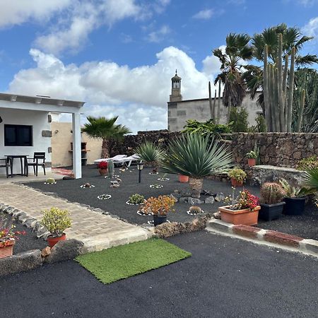 Vila Mardelava Tinajo Exteriér fotografie